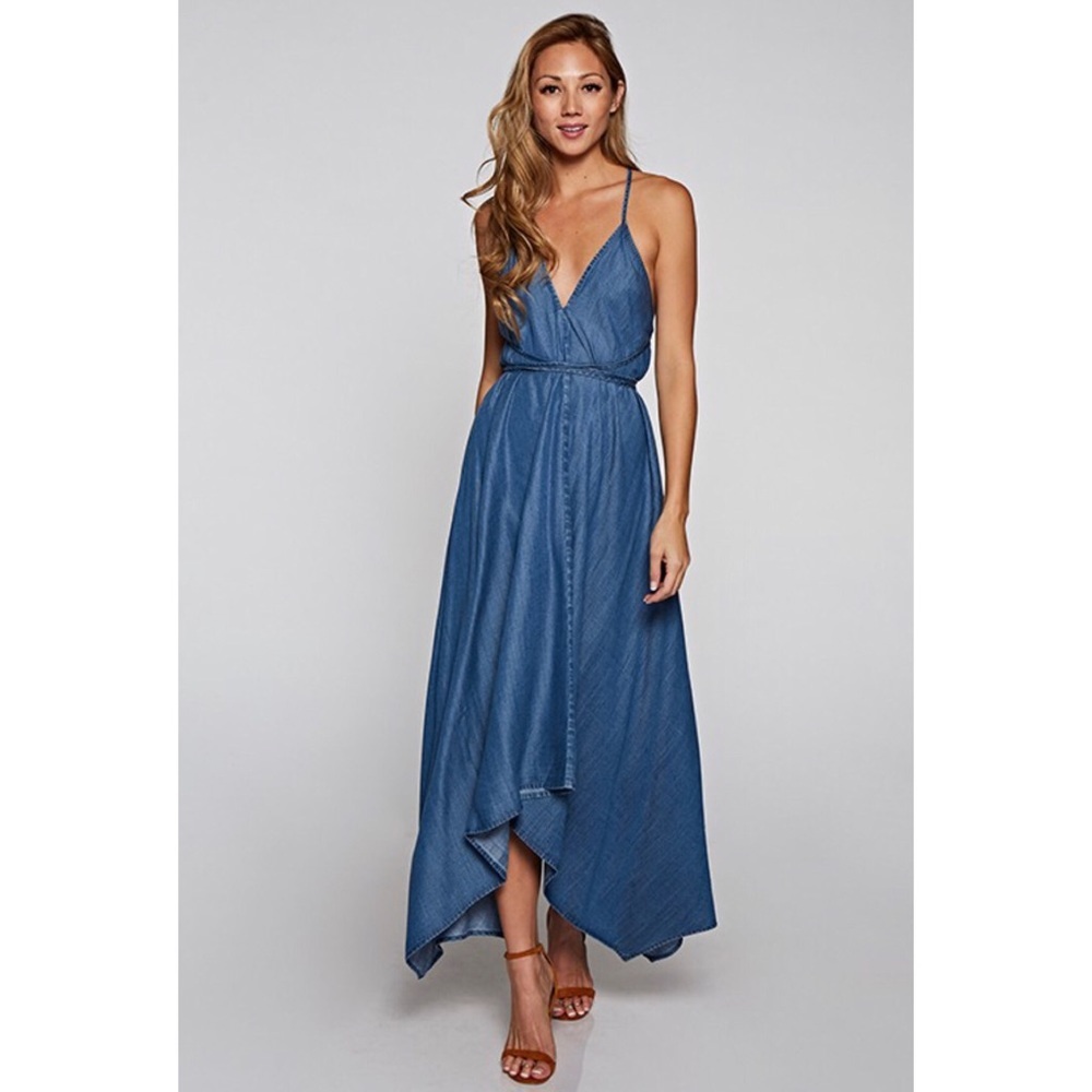 Denim open back tied waist halter maxi dress - Picture 3 of 9